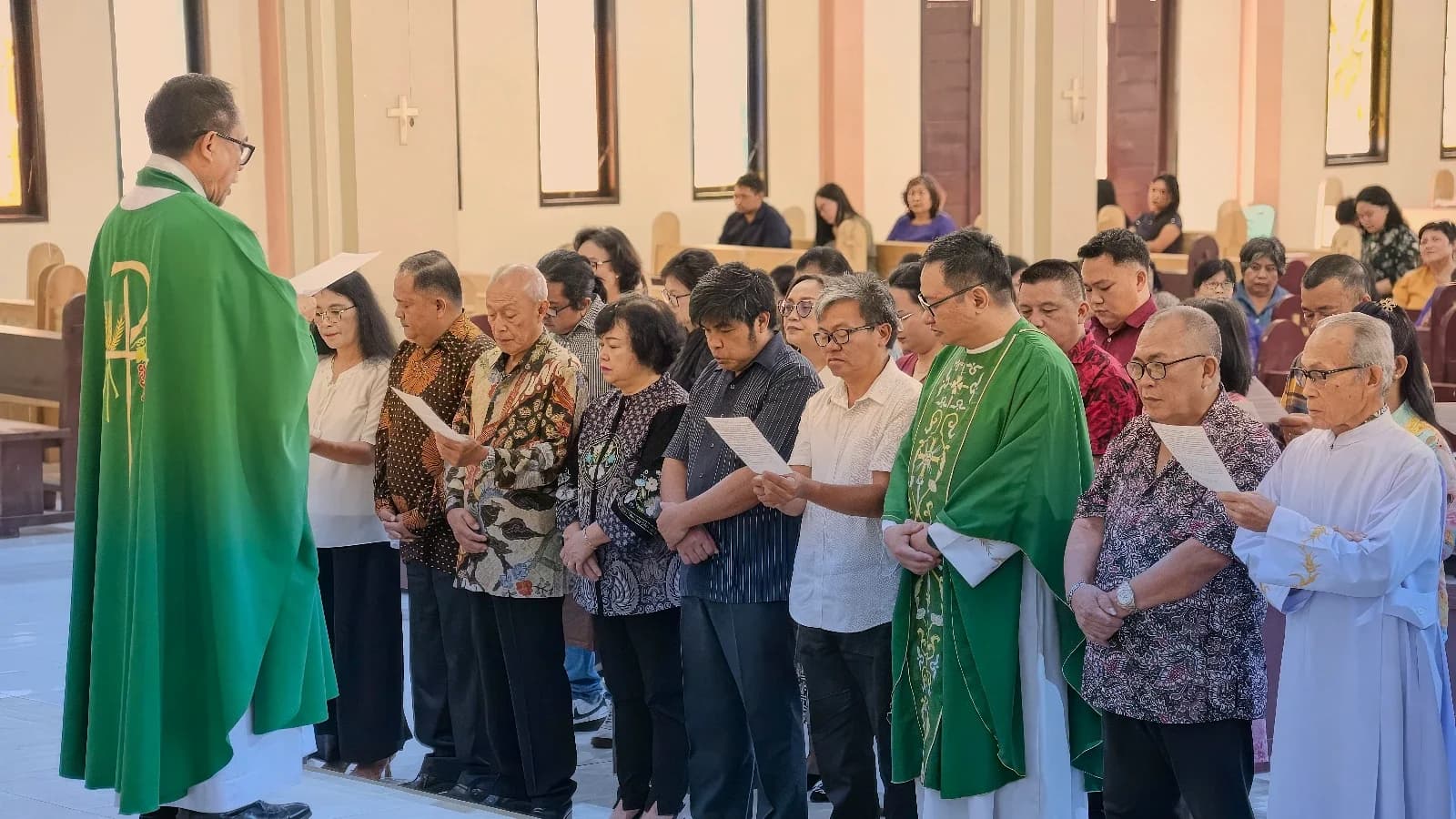 Sampul: Pelantikan Dewan Pastoral Paroki (DPP) Trinitas Mahakudus Paslaten- Tomohon periode pelayanan 2026-2029